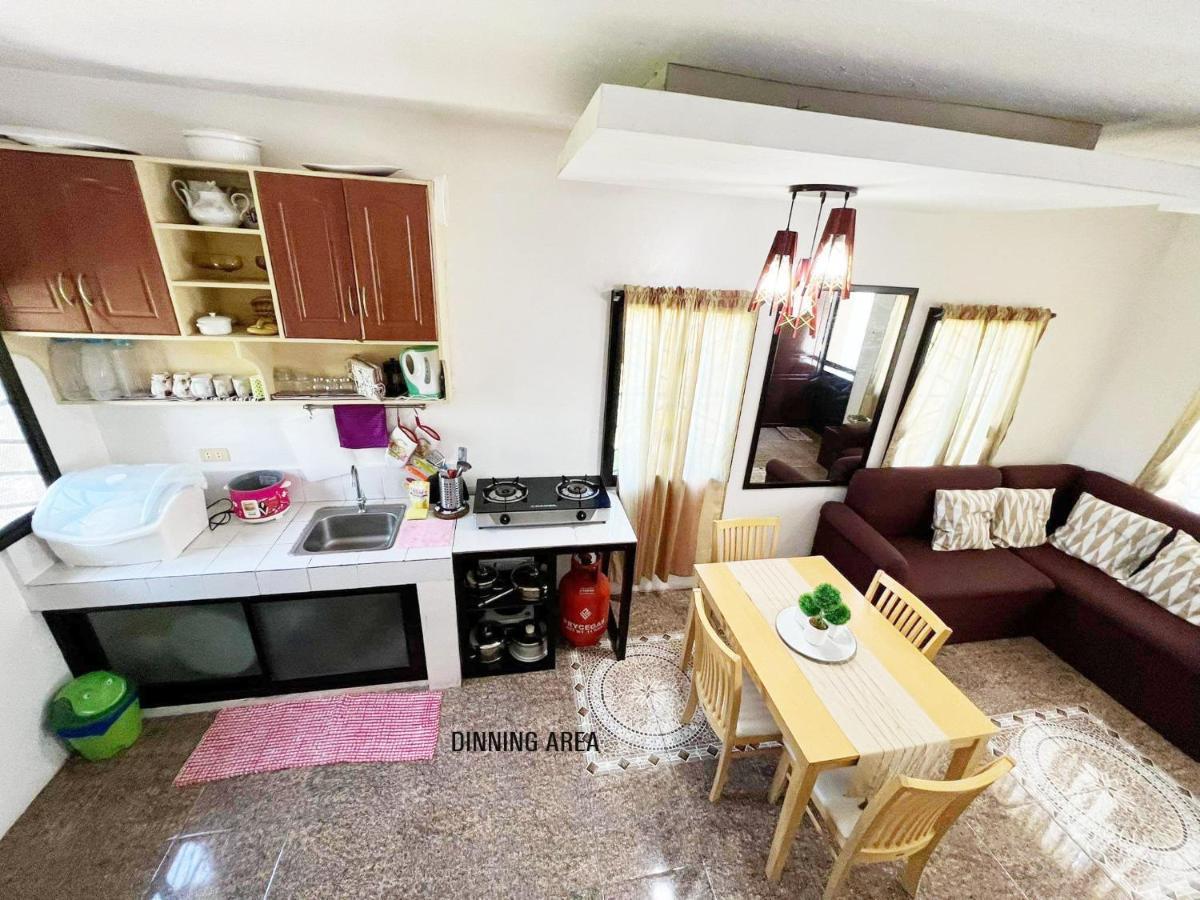 Beach Resorts Walking Distance To The Town House Davao City Екстериор снимка