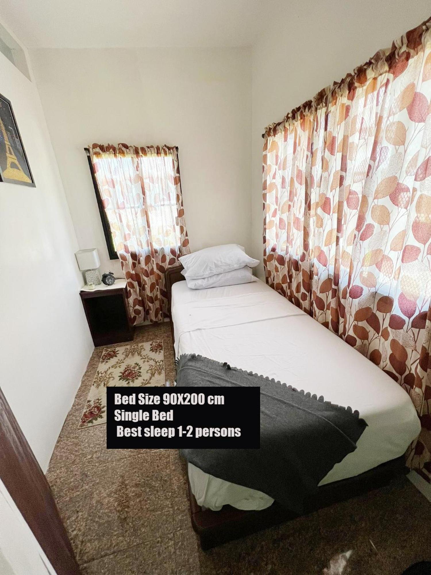 Beach Resorts Walking Distance To The Town House Davao City Екстериор снимка